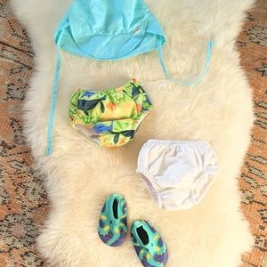 🐸i.play Sun Hat, Swim Diapers + Water Shoes